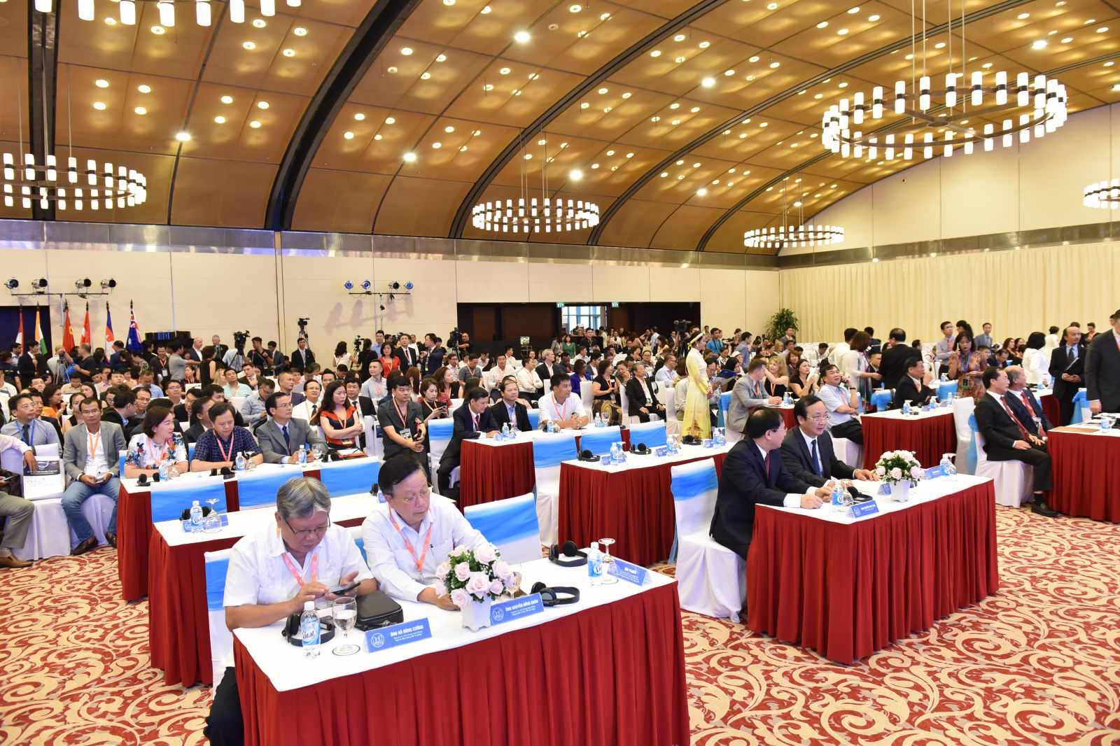 Hội nghị thu hút được rất nhiều sự quan tâm của khách nước ngoài cũng như trong nước.