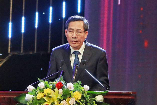 Nhà báo Thuận Hữu, Chủ tịch Hội nhà báo Việt Nam, phát biểu tại buổi lễ