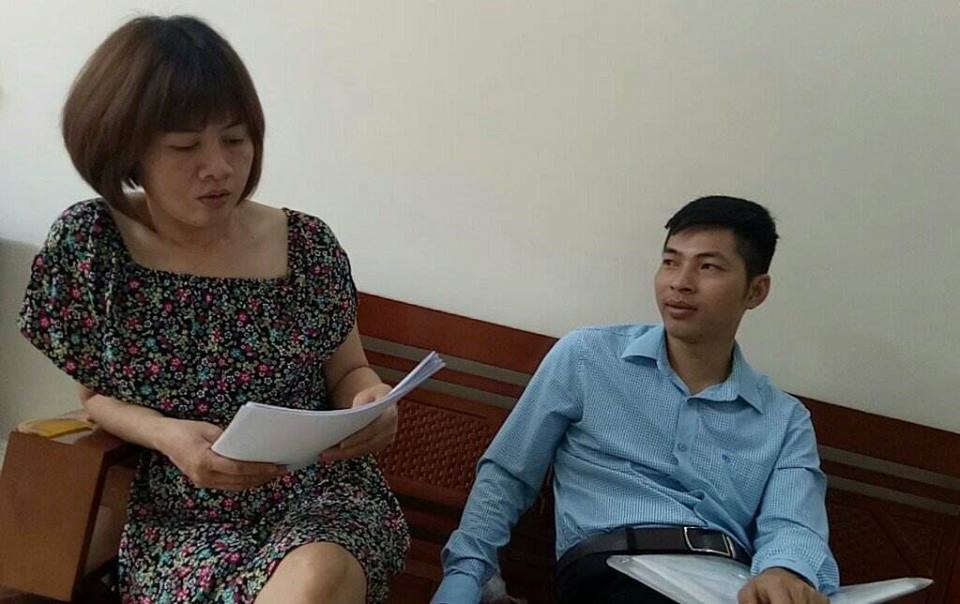 Bà Hương phải đóng tiền cho doanh nghiệp tư nhân để có sơ đồ quy hoạch thửa đất xin cấp sổ đỏ.