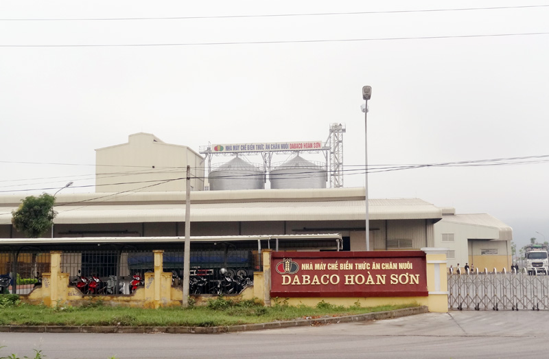 Lĩnh vực kinh doanh chính của Dabaco là thức ăn chăn nuôi.