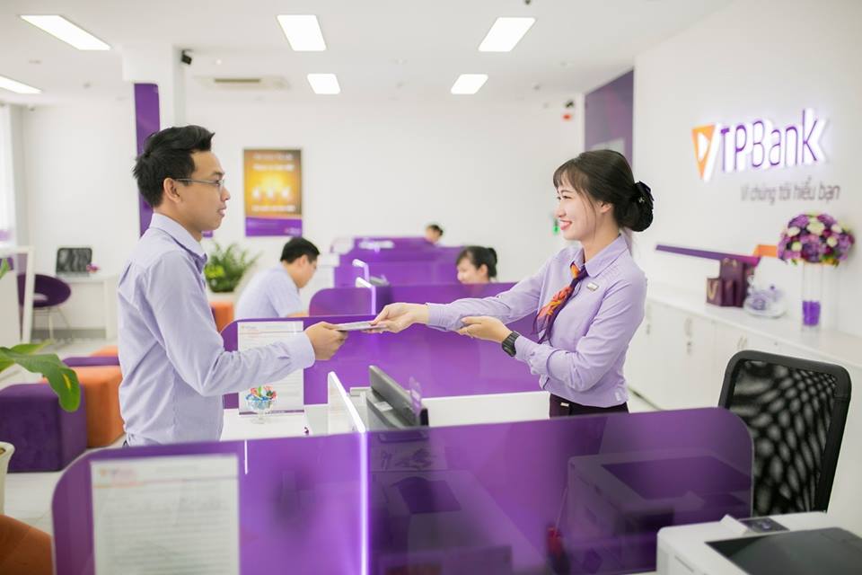 TPBank là 1 trong 8 ngân hàng Việt Nam được Bộ Tài Chính trao tặng bằng khen.