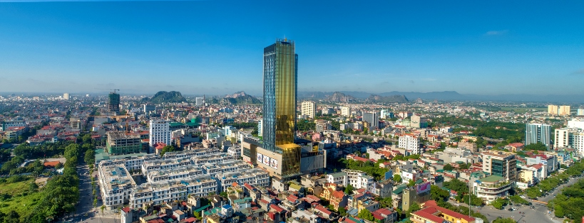 Những khách sạn 5 sao đẳng cấp quốc tế của Vinpearl đang trở thành điểm đến yêu thích tại các thành phố du lịch mang đậm bản sắc văn hóa Việt Nam.