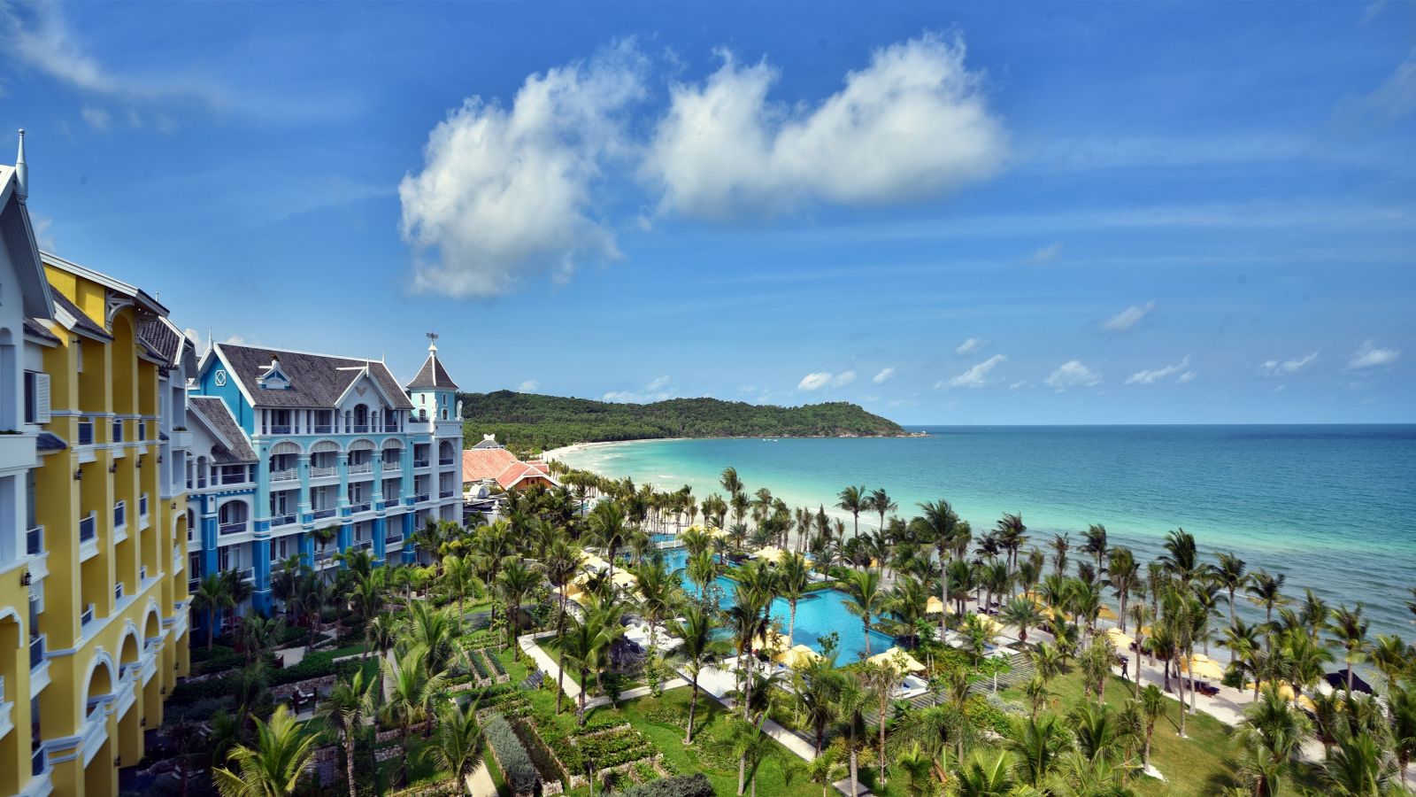 Khu nghỉ dưỡng JW Marriott Phu Quoc Emerald Bay bên Bãi Kem kiều diễm.