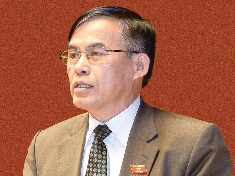 Ông Phùng Văn Hùng, Thường trực Ủy ban Kinh tế của Quốc hội