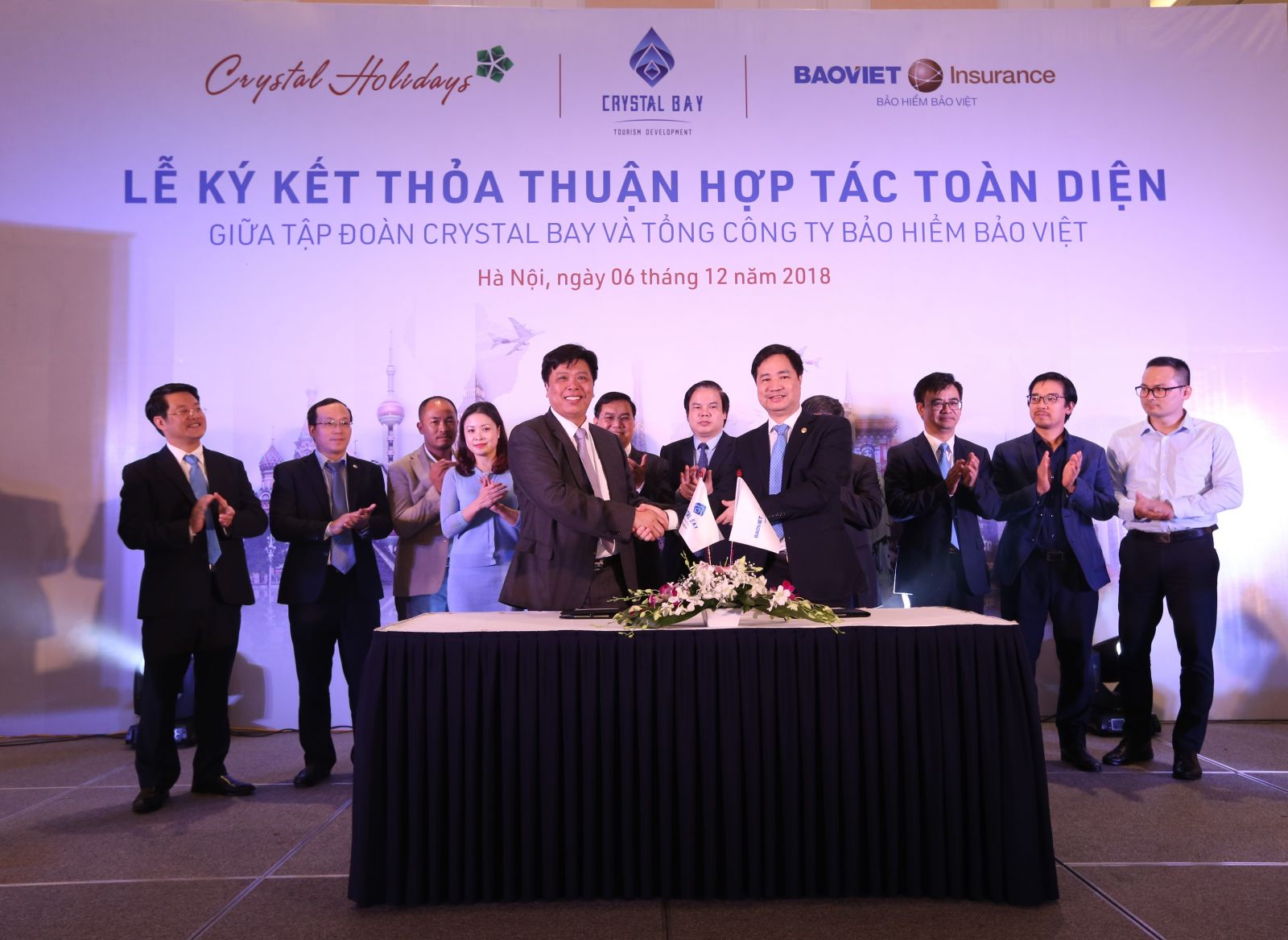 Ngày 6/12/2018, Tập đoàn Crystal Bay ký kết hợp tác toàn diện Với Tổng công ty Bảo hiểm Bảo Việt