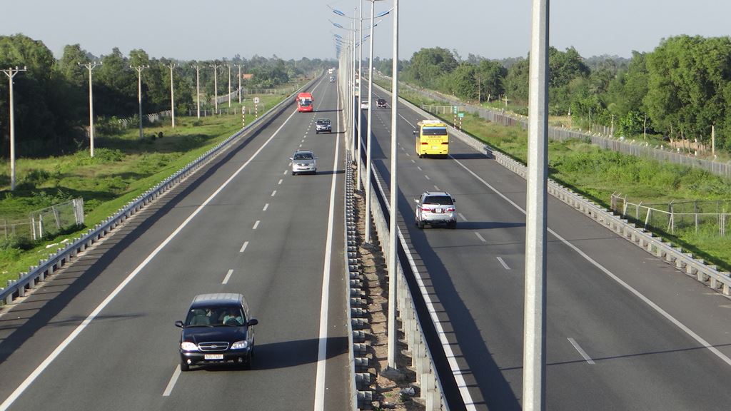 Chính phủ bổ sung 5 tuyến quốc lộ vào quy hoạch phát triển giao thông vận tải đường bộ Việt Nam (ảnh minh họa)