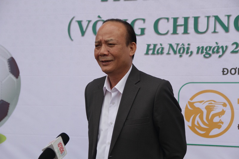 Ông Nguyễn Tất Thắng, Phó Tổng Giám đốc Tập đoàn T&T Group - đại diện nhà tài trợ phát biểu tại Lễ bế mạc và trao giải