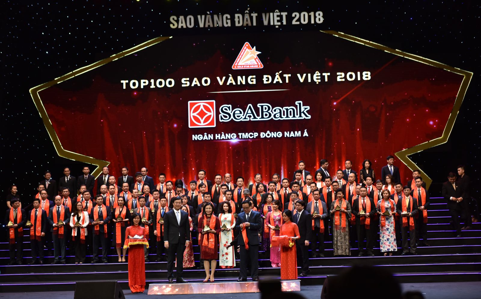 SeABank được bình chọn và trao tặng danh hiệu “Top 100 Sao Vàng đất Việt năm 2018”.