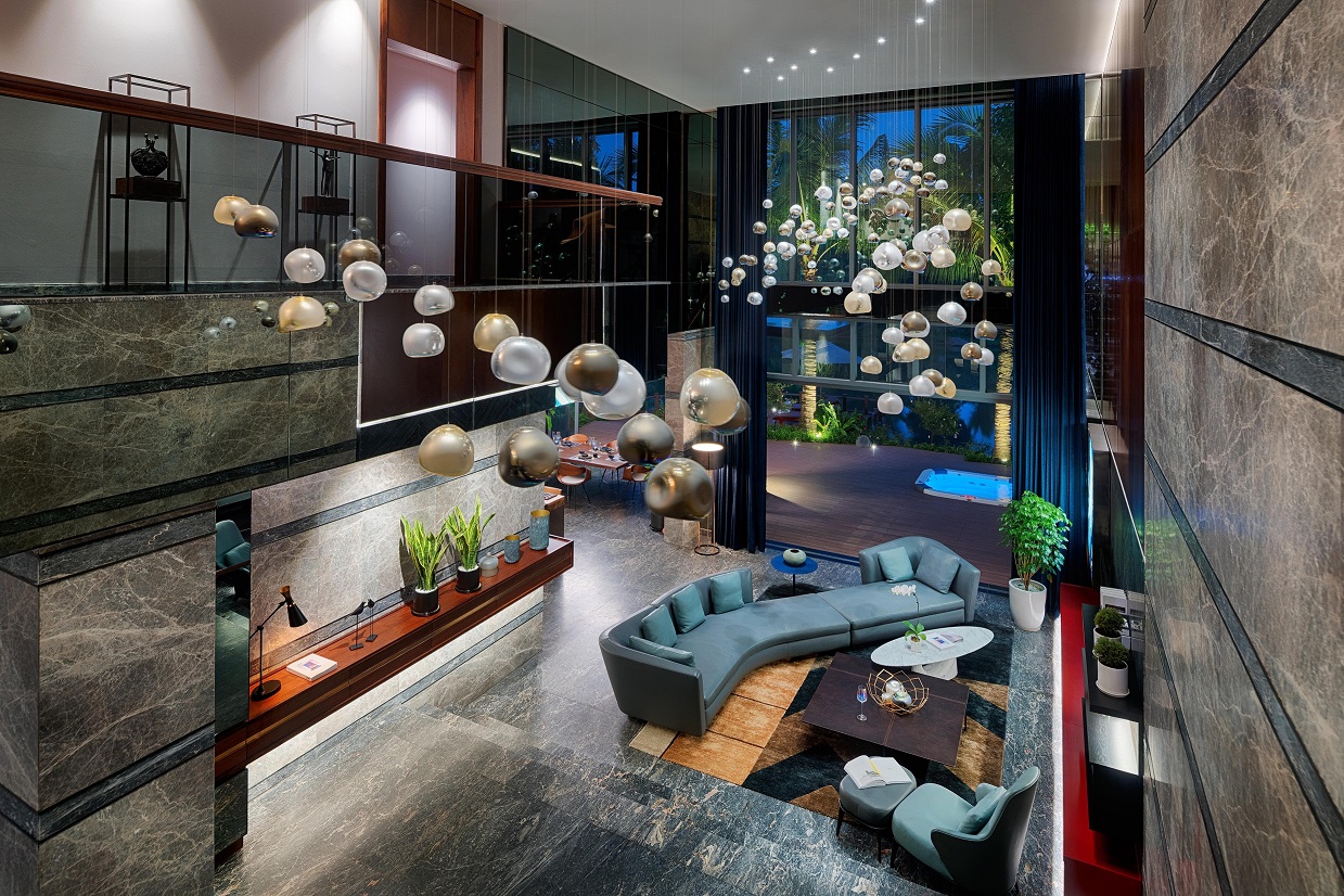 Bộ sofa Minotti – thương hiệu nội thất xa xỉ hàng đầu thế giới – tại nhà mẫu biệt thự đảo Ecopark Grand – The Island
