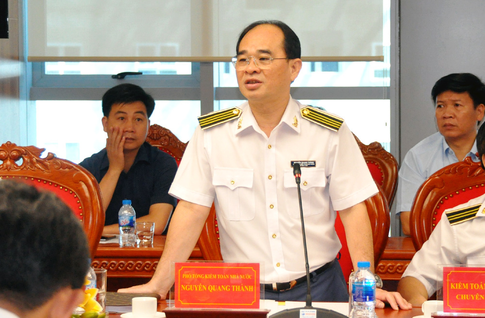 Phó Tổng Kiểm toán Nhà nước Nguyễn Quang Thành phát biểu chỉ đạo tại một cuộc họp của Kiểm toán Nhà nước