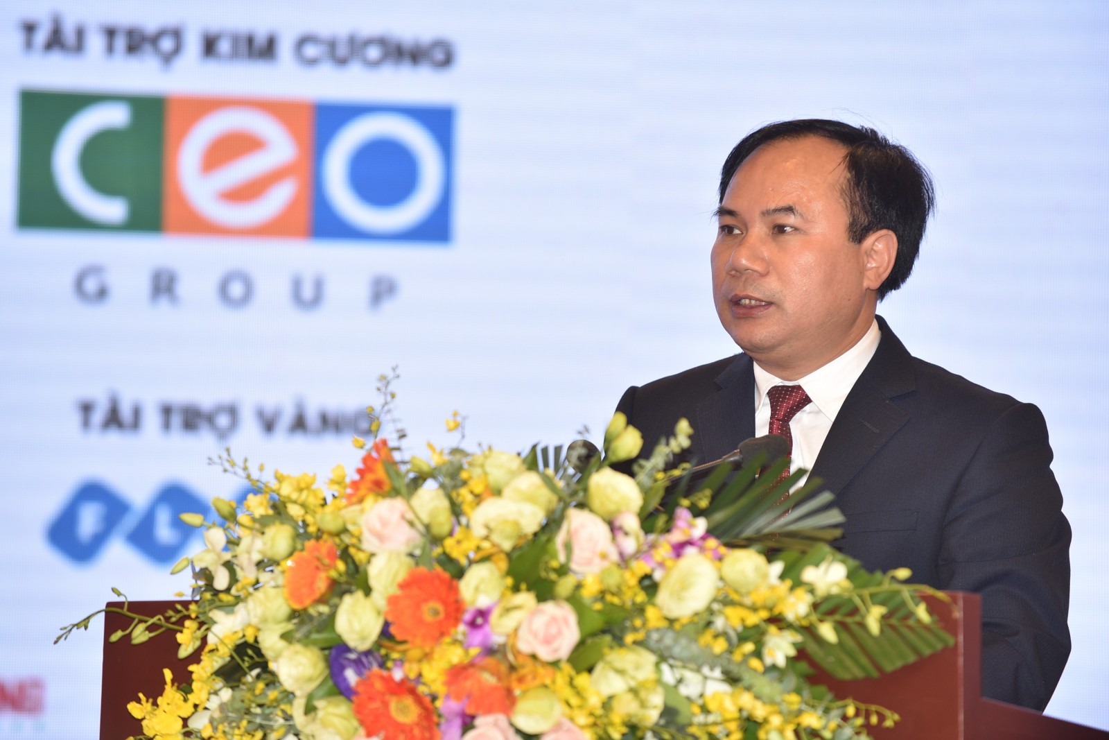 Thứ trưởng Bộ Xây dựng, ông Nguyễn Văn Sinh