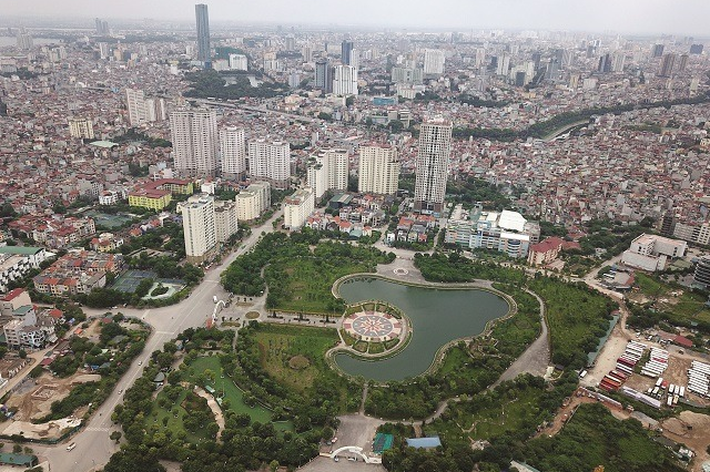 Một góc đô thị Hà Nội với những mảng xanh. Ảnh: Công Hùng
