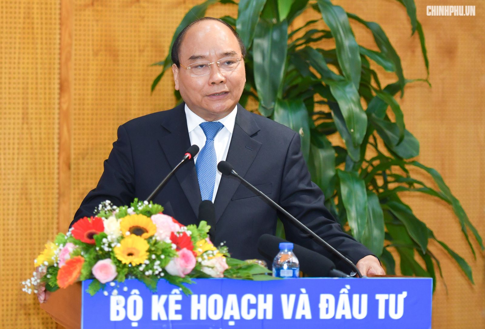 Thủ tướng Nguyễn Xuân Phúc đặt ra 5 bài toán lớn cho Bộ KH&ĐT. Ảnh: VGP/Quang Hiếu
