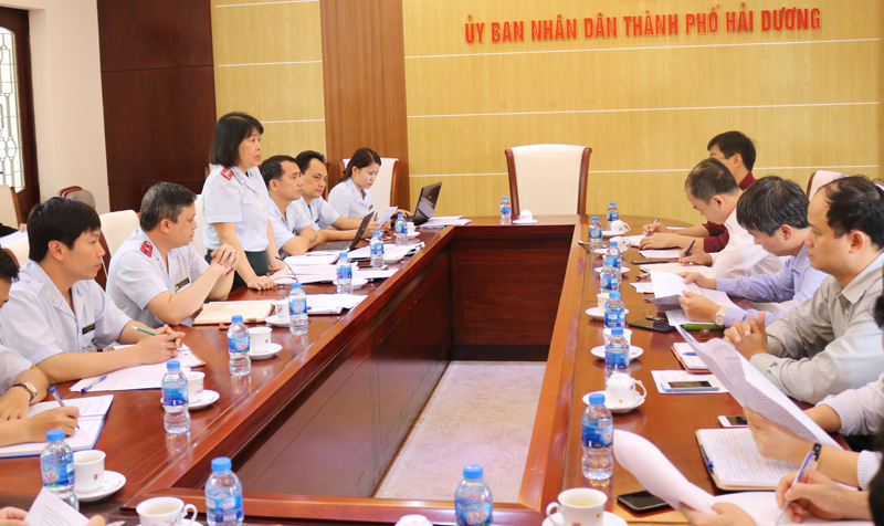 Bà Nguyễn Thị Hồng Châu - Trưởng đoàn Thanh tra đã công bố Quyết định Thanh tra số 55/QĐ-TTr