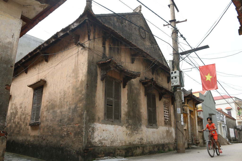 Nhiều ngôi nhà cổ được giữ nguyên trạng hơn 100 năm nay