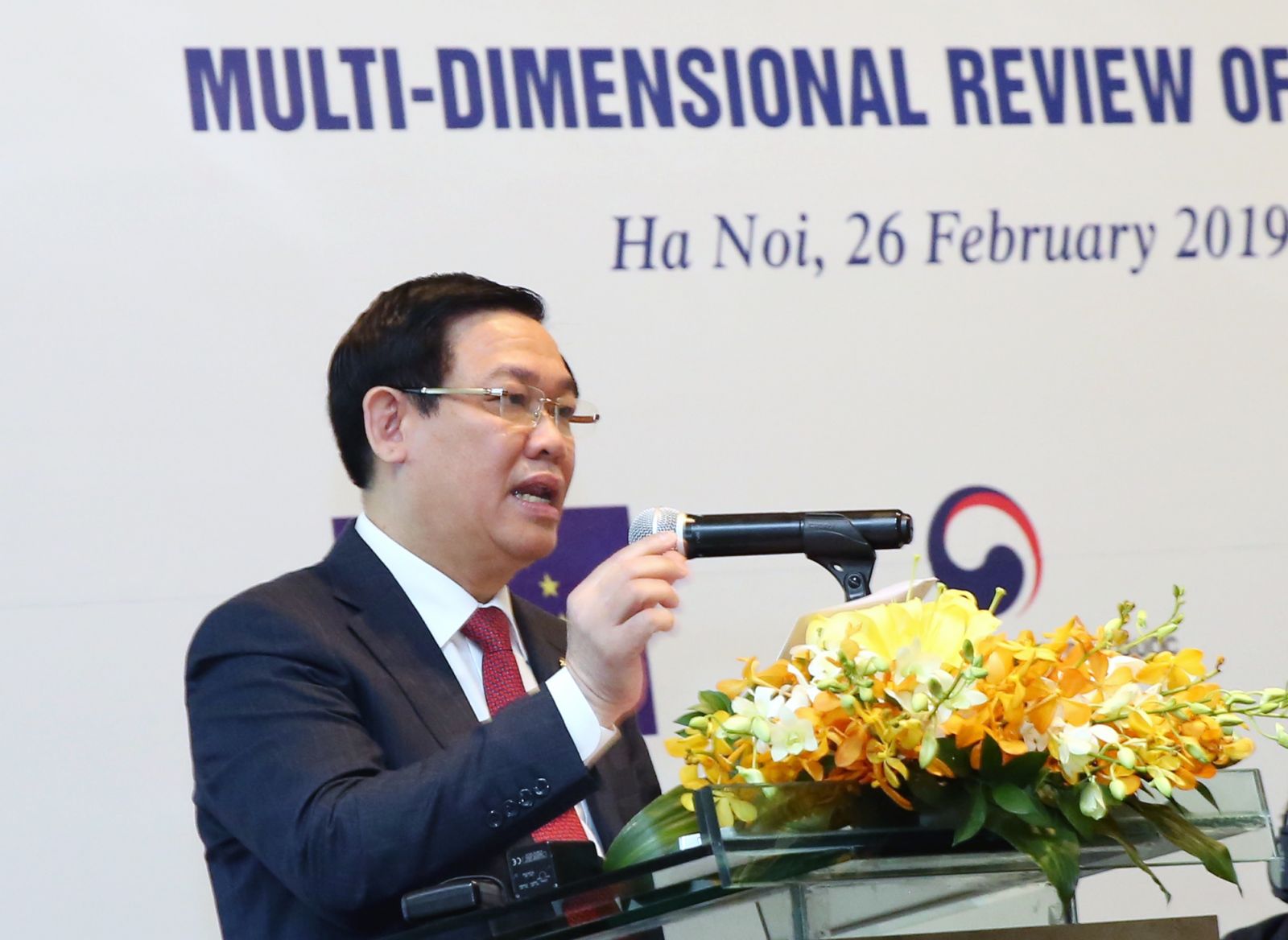 Phó Thủ tướng Vương Đình Huệ phát biểu tại tọa đàm. Ảnh: VGP/Thành Chung 