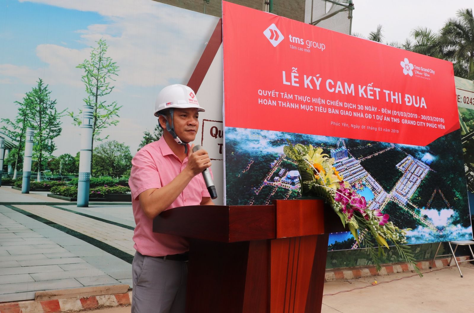 Ông Nguyễn Văn Bộ - Giám đốc BQL dự án TMS Grand City Phuc Yen phát động chiến dịch thi đua