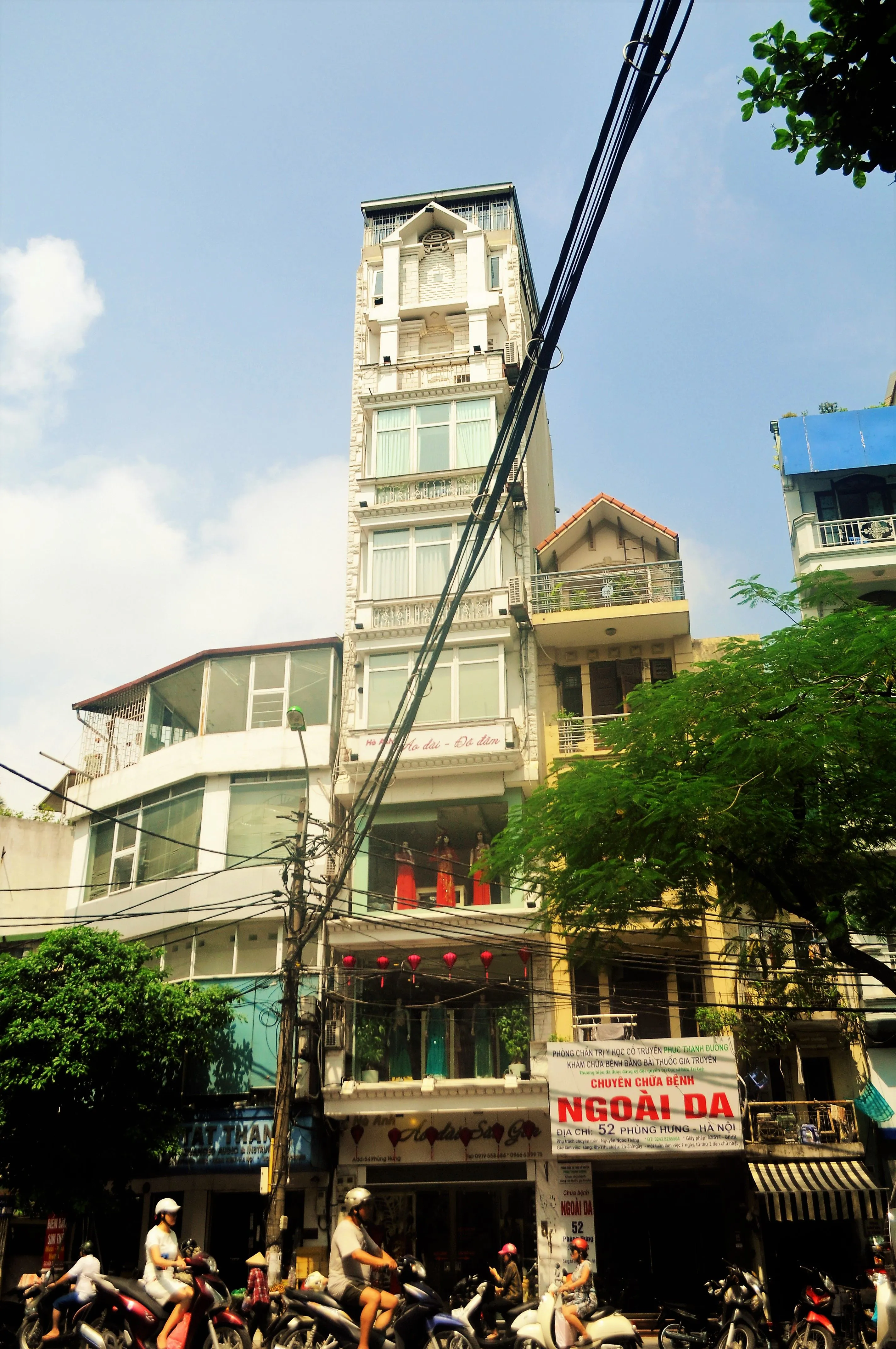 Công trình có dấu hiệu vi phạm TTXD tại số 54 Phùng Hưng, phường Hàng Bông.