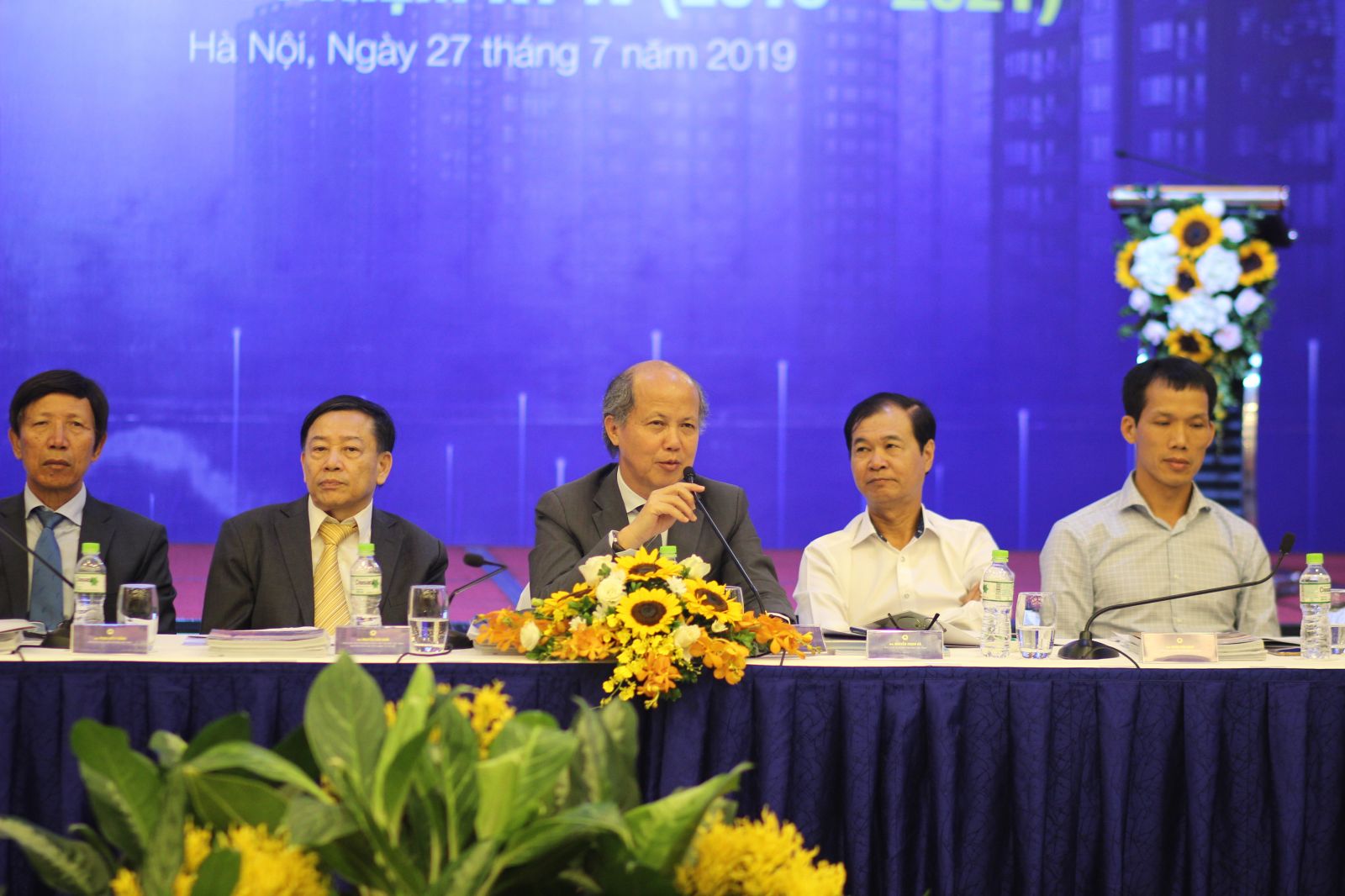 Ông Nguyễn Trần Nam tại Hội nghị ban chấ hành lần thứ 3 nhiệm kỳ 4 của VNREA