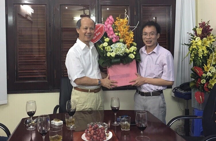Chủ tịch Nguyễn Trần Nam thăm và chúc mừng Reatimes nhân Ngày Báo chí Cách mạng Việt Nam