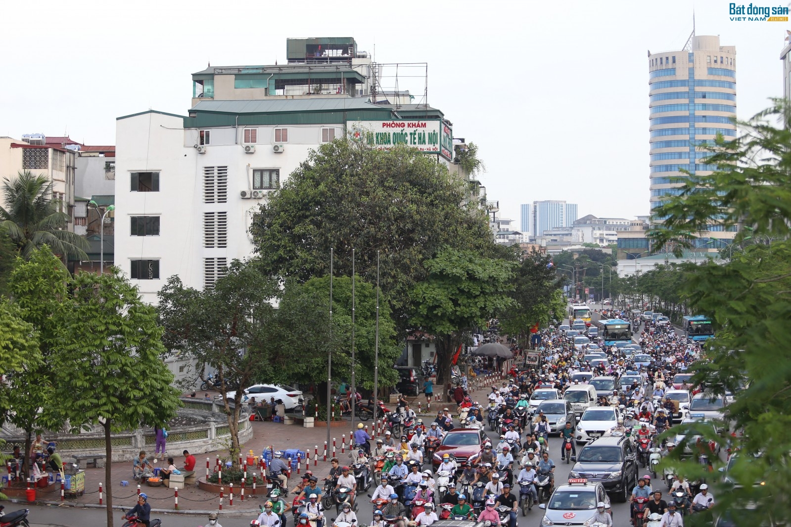 Cư dân làng cổ Kim Liên: Hơn 20 năm nhọc nhằn “ngồi trên lửa”