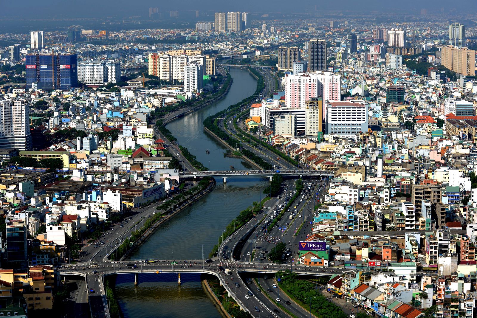 Thành phố Hồ Chí Minh - Đường đến đô thị thông minh