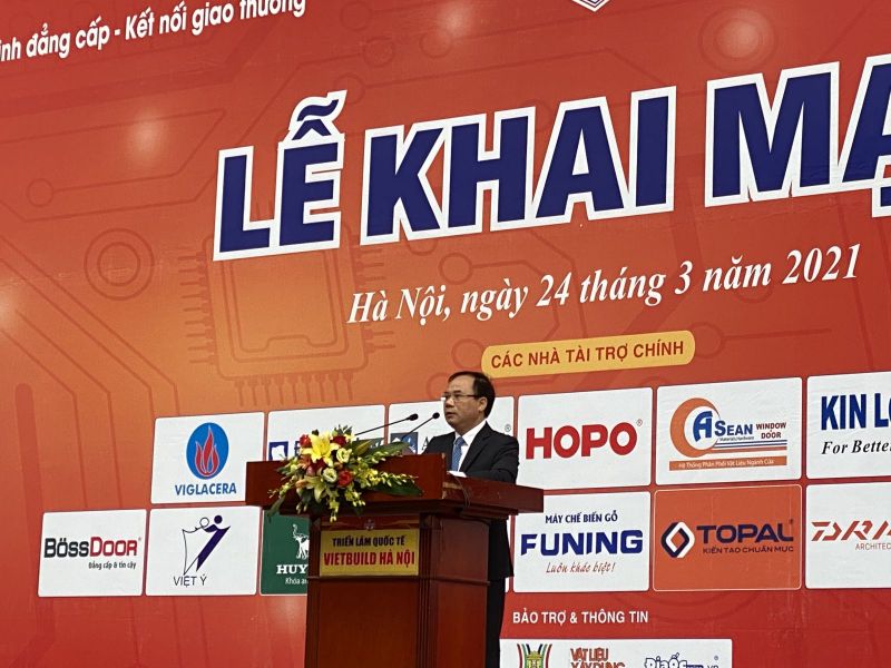 Ông Nguyễn Văn Sinh, Thứ trưởng Bộ Xây dựng phát biểu tại buổi lễ.