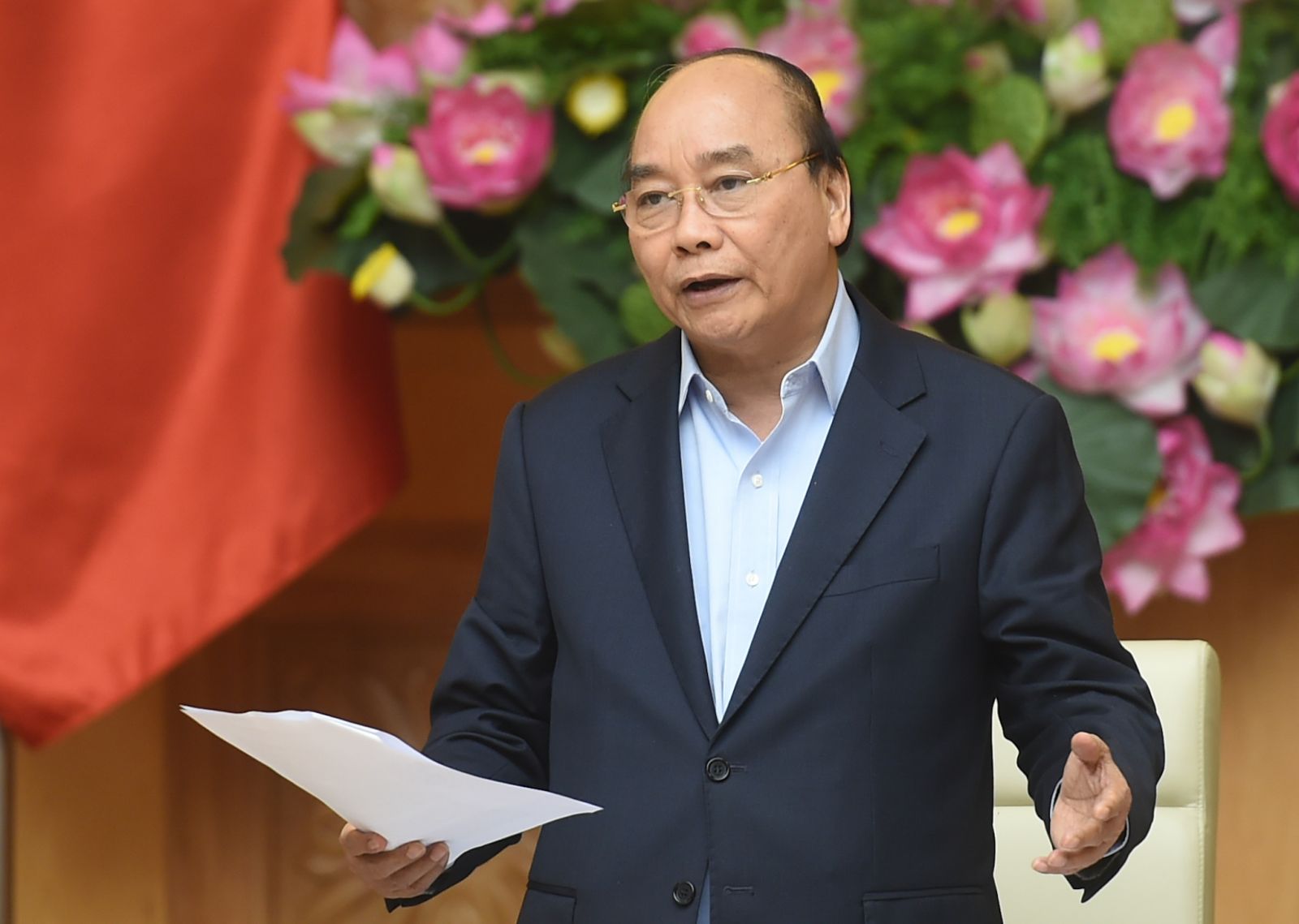 Thủ tướng Nguyễn Xuân Phúc chủ trì cuộc họp Thường trực Chính phủ về các dự án chậm tiến độ, kém hiệu quả của ngành công thương