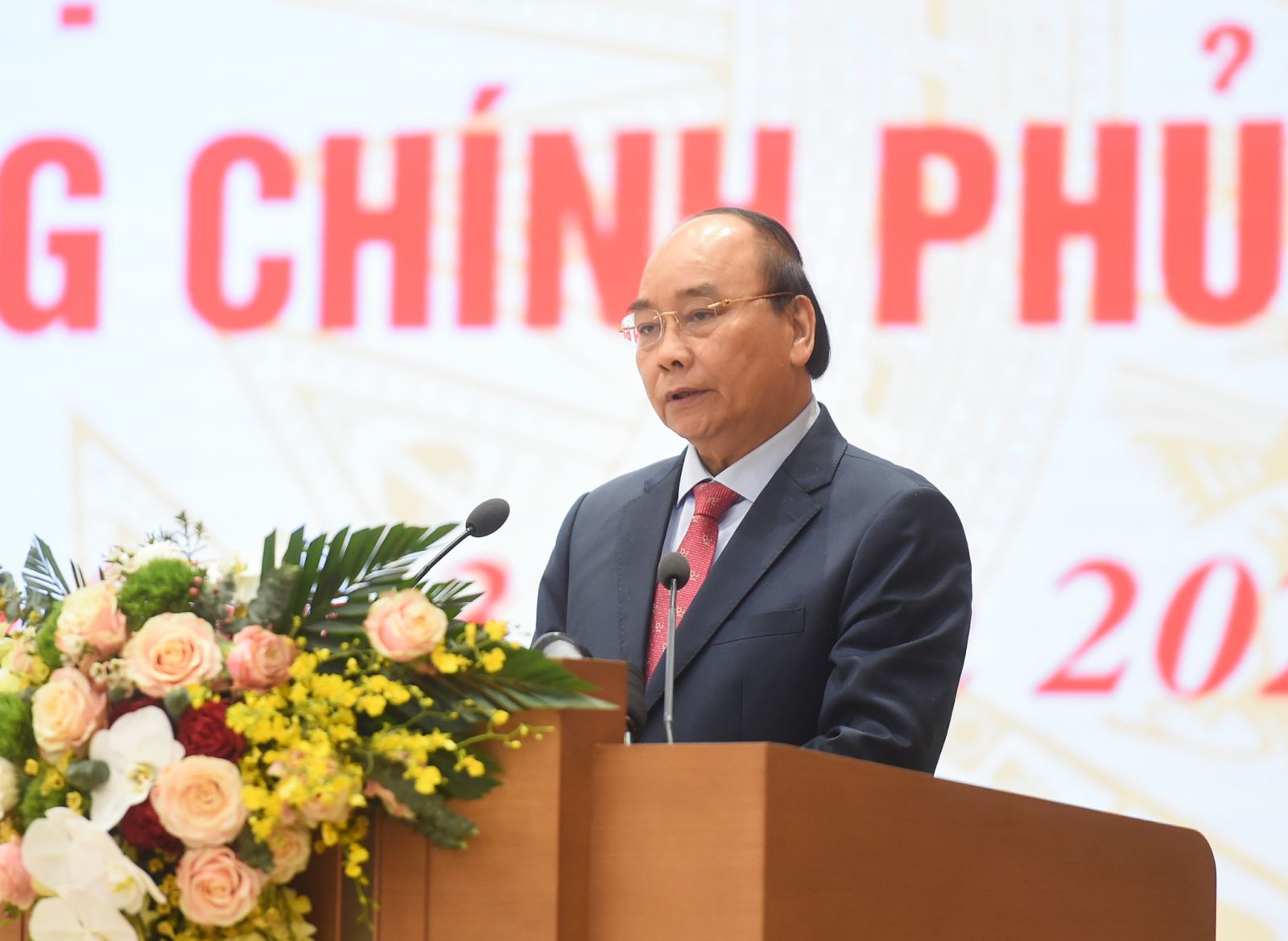 Thủ tướng Nguyễn Xuân Phúc kết luận Hội nghị trực tuyến toàn quốc tổng kết 5 năm hoạt động của Tổ công tác của Thủ tướng.