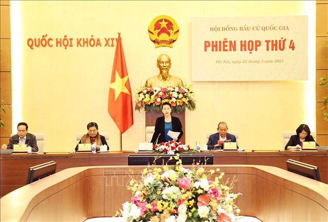 Chủ tịch Quốc hội Nguyễn Thị Kim Ngân, Chủ tịch Hội đồng bầu cử quốc gia chủ trì Phiên họp thứ 4 của Hội đồng.