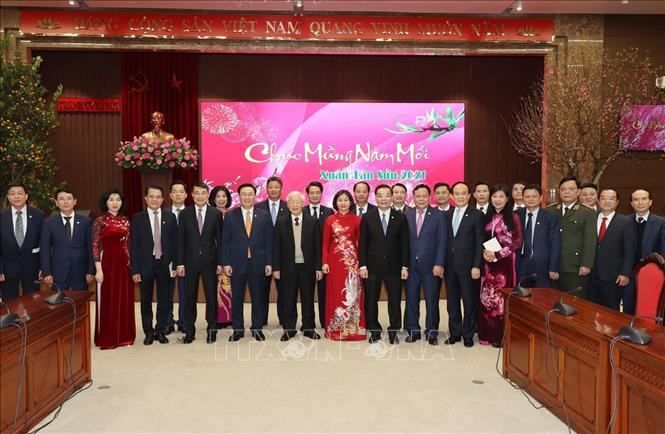 Tổng Bí thư, Chủ tịch nước Nguyễn Phú Trọng với các đại biểu tại Thành uỷ Hà Nội. Ảnh: Trí Dũng/TTXVN