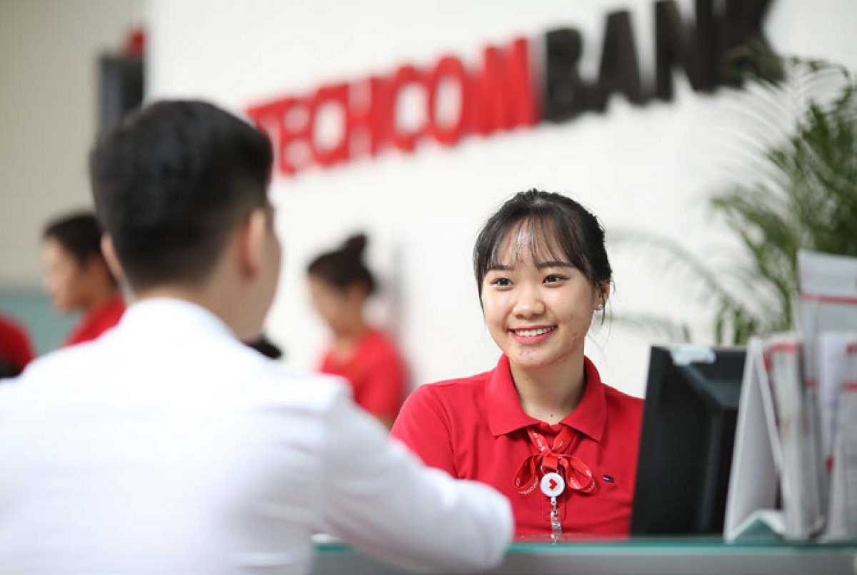 Techcombank-cong-bo-ket-qua-kinh-doanh-nam-2020