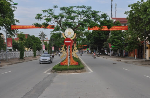 thị trấn Quán Lào
