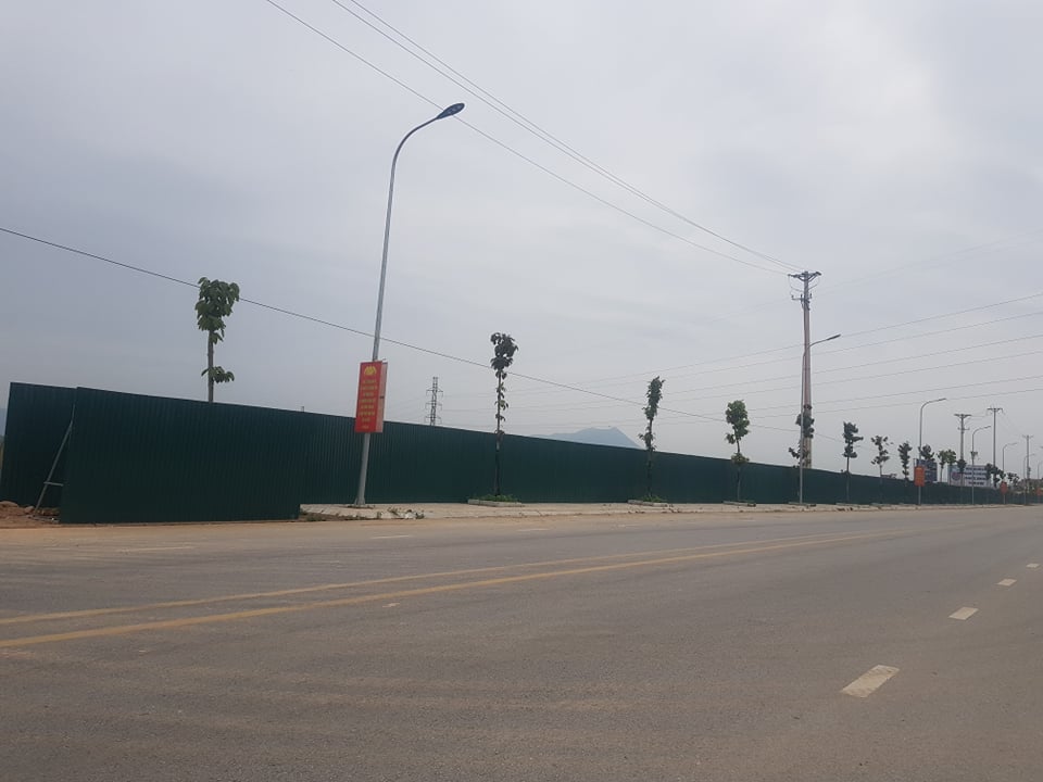 Dự án đường còn dang dở nhưng tỉnh Thanh Hóa đã giao đất đợt 1 cho Công ty TNHH BT Triệu Sơn để thực hiện dự án Khu dân cư mới Nam Cống Chéo tại thị trấn Triệu Sơn.