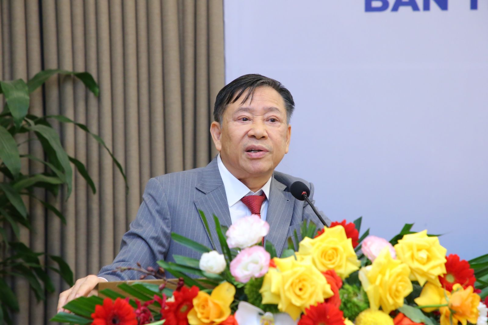 Hội nghị Ban Thường vụ Hiệp hội Bất động sản Việt Nam lần thứ IV nhiệm kỳ 2022 - 2027 - Ảnh 2.