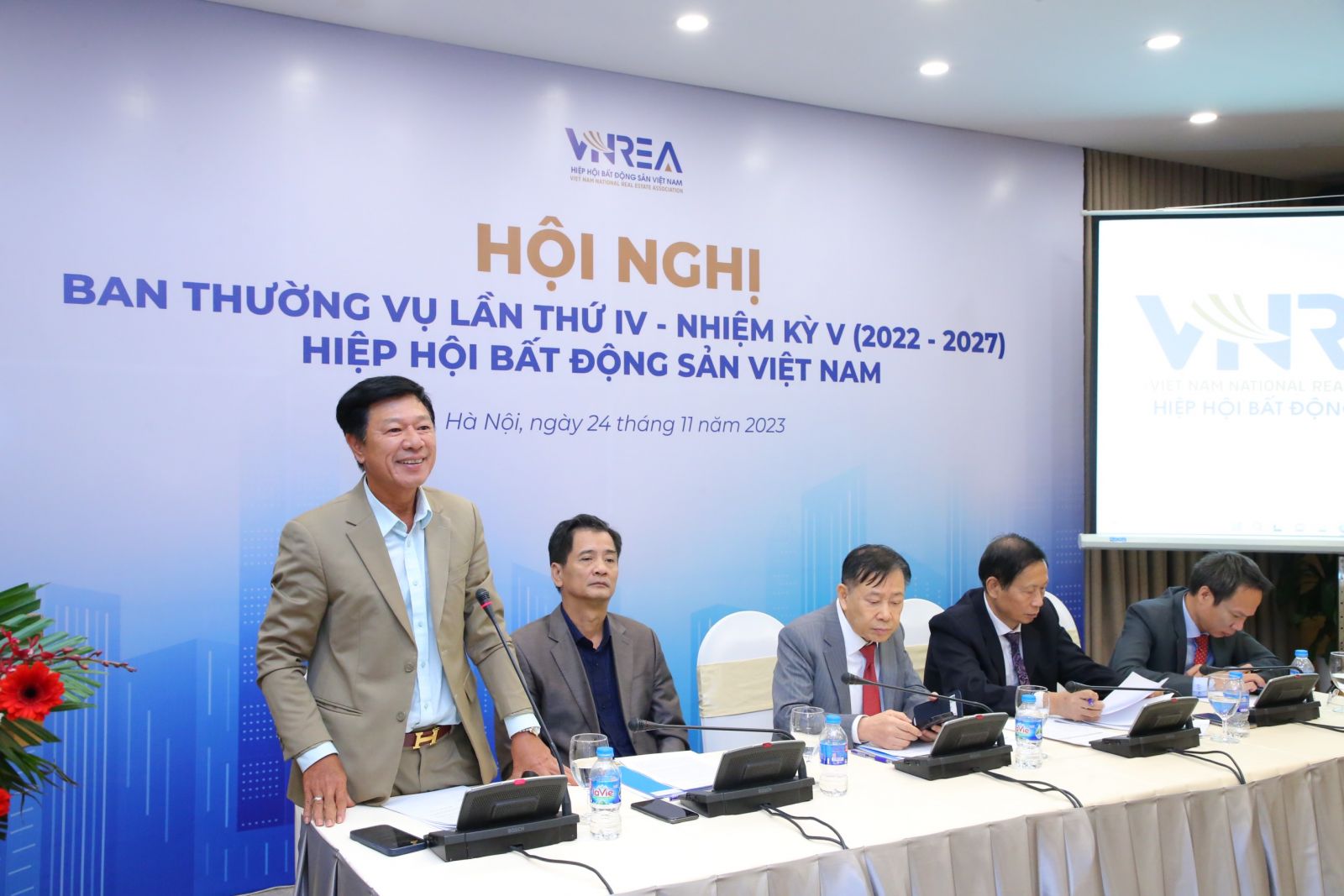 Hội nghị Ban Thường vụ Hiệp hội Bất động sản Việt Nam lần thứ IV nhiệm kỳ 2022 - 2027 - Ảnh 5.