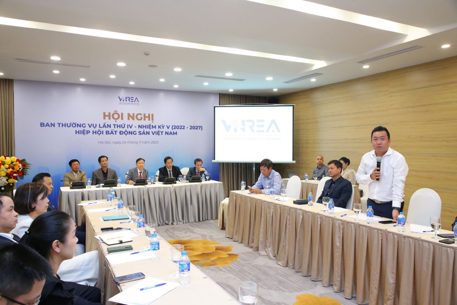 Hội nghị Ban Thường vụ Hiệp hội Bất động sản Việt Nam lần thứ IV nhiệm kỳ 2022 - 2027 - Ảnh 8.
