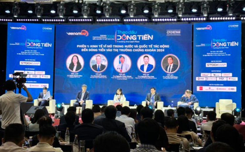 Các diễn giả tại phiên thảo luận của Diện đàn đầu tư Việt Nam 2023