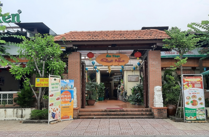 Nhà hàng Quê Nhà thuộc phường Thảo Điền là một trong những thửa đất ghi nhận công trình sai phép 