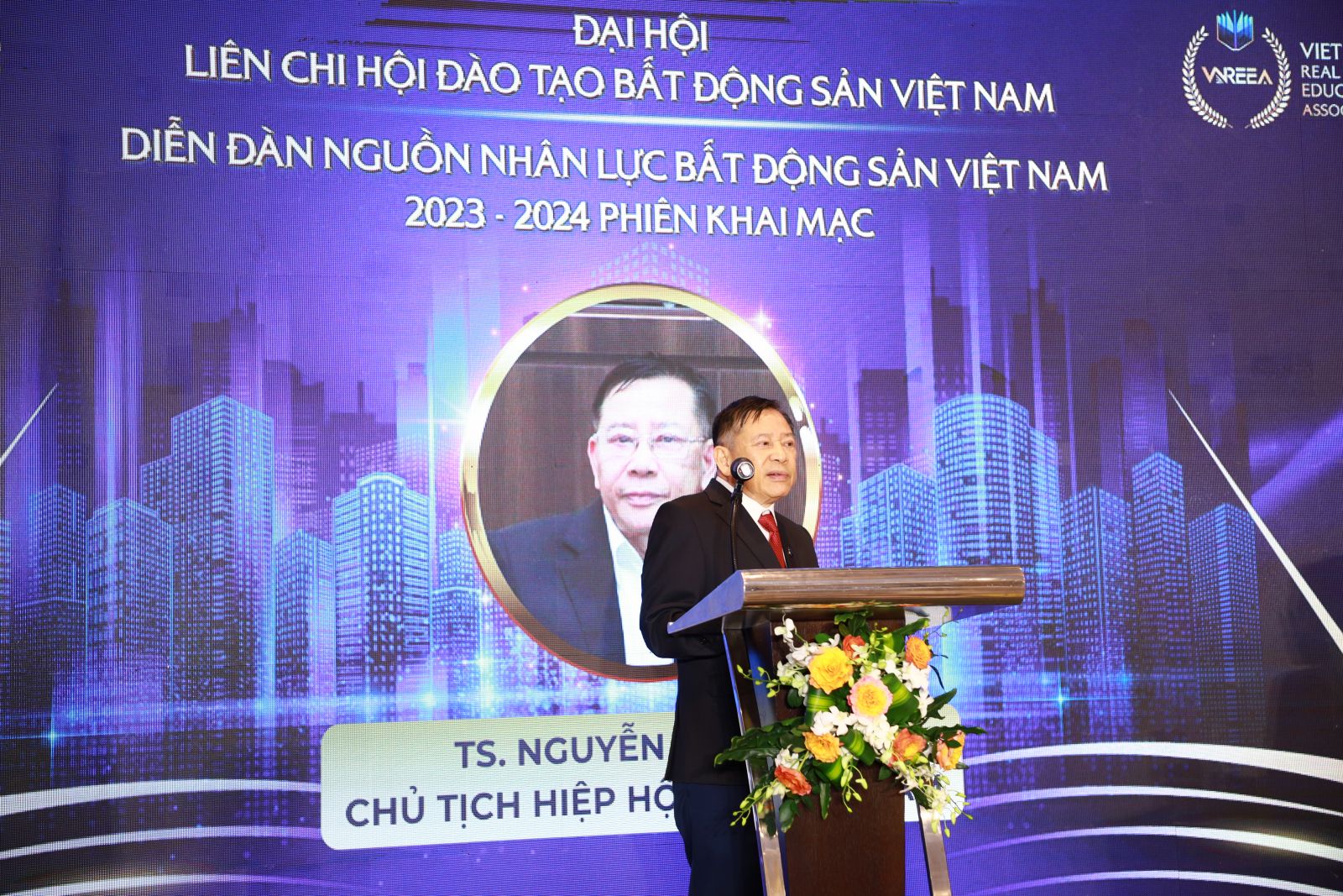 Chính thức ra mắt Liên chi hội Đào tạo Bất động sản Việt Nam (VNREEA)- Ảnh 6.