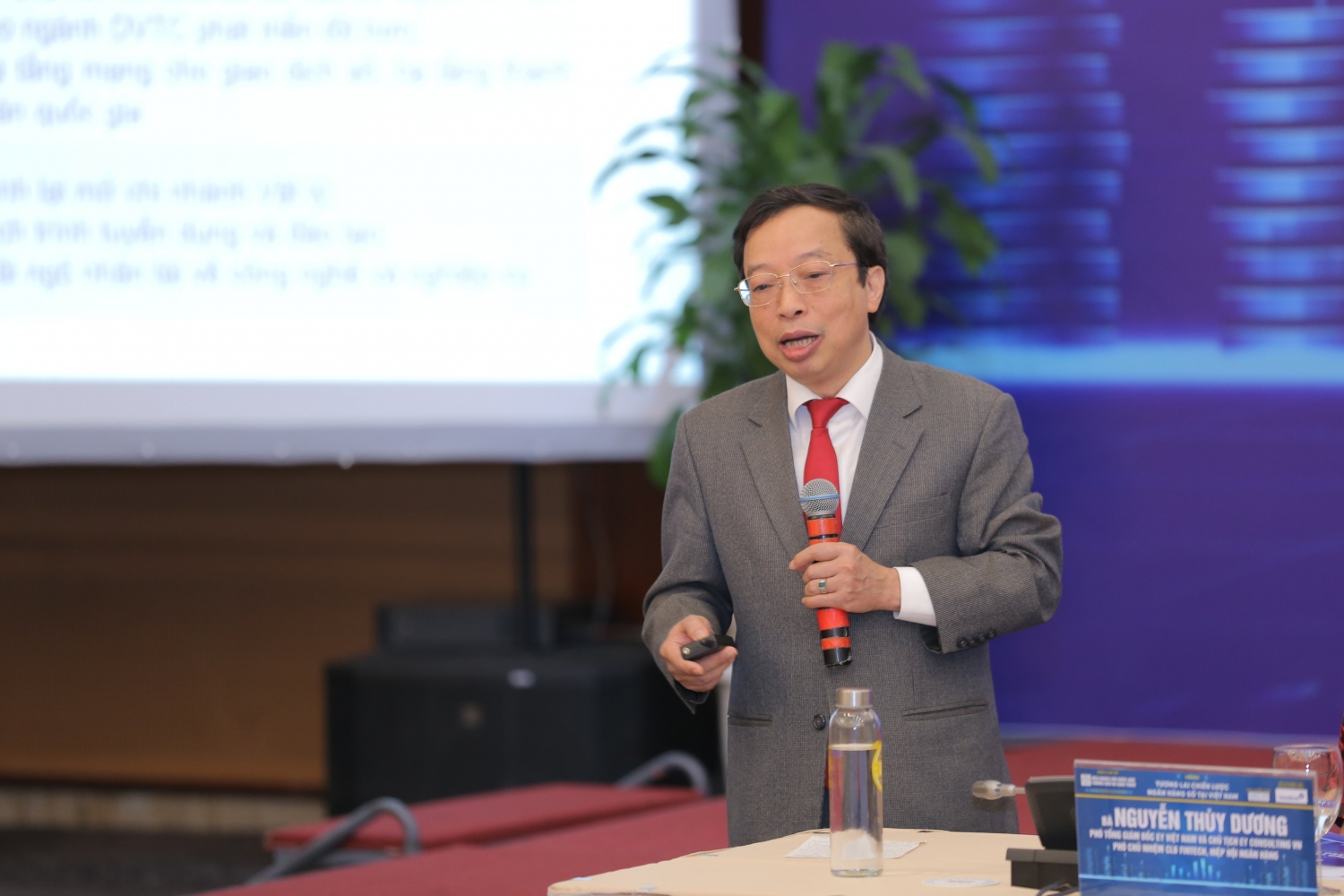 Ông Phạm Xuân Hoè – Nguyên Phó Viện trưởng Viện chiến lược ngân hàng (Ngân hàng Nhà nước), Tổng thư ký Hiệp hội Cho thuê tài chính Việt Nam (Ảnh: https:petrotimes.vn)