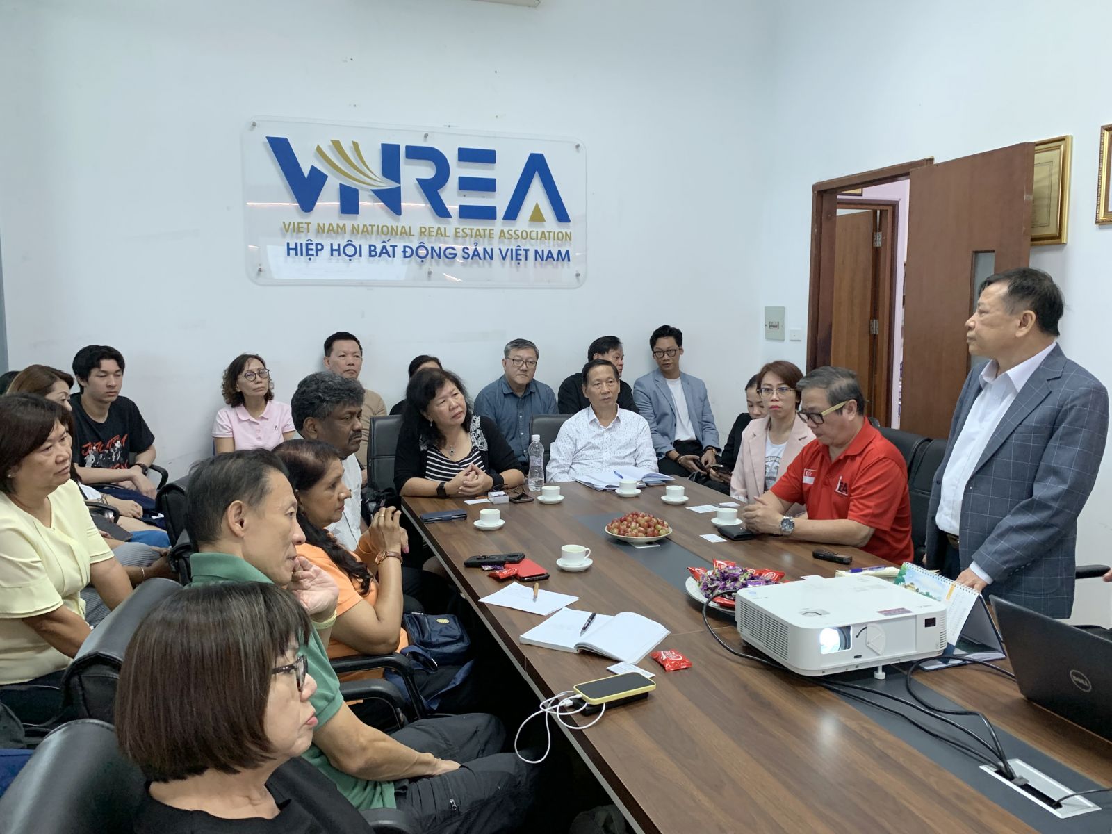 VNREA làm việc với Viện nghiên cứu Bất động sản Singapore- Ảnh 2.