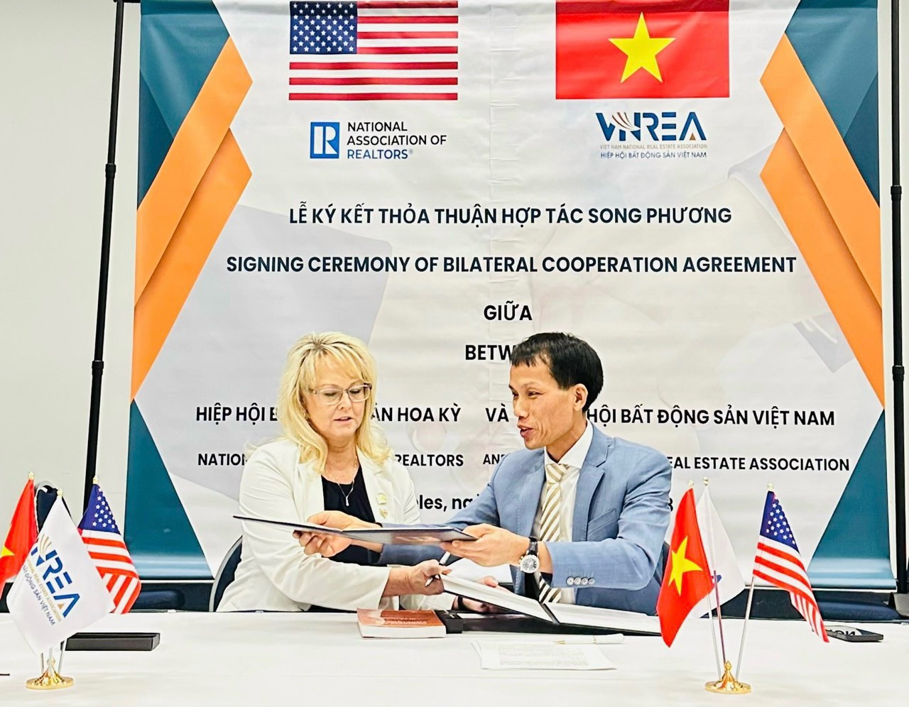 VNREA ký kết thoả thuận hợp tác song phương với Hiệp hội Môi giới Bất động sản Hoa Kỳ- Ảnh 3.