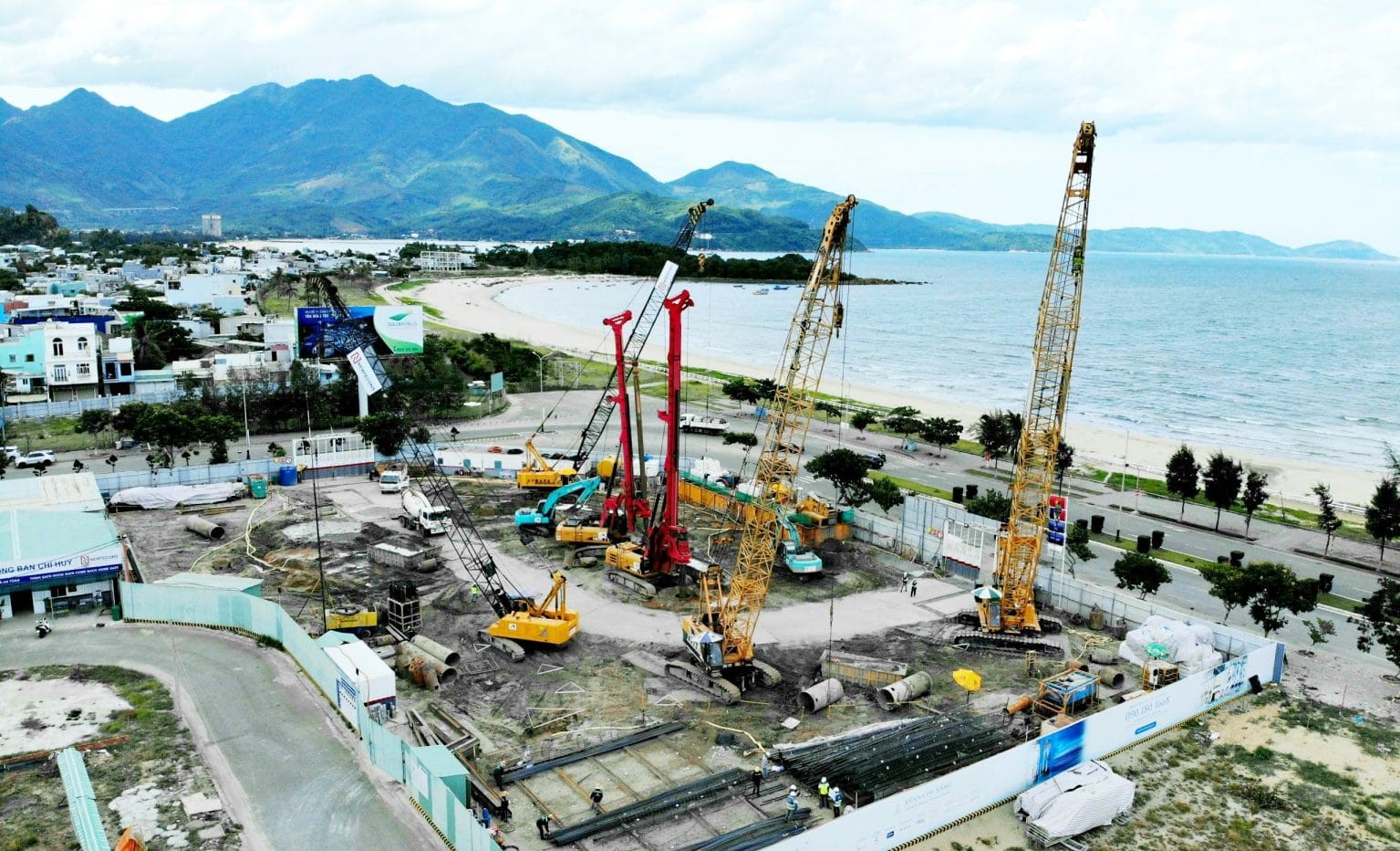 Vị trí xây dựng của dự án Khu căn hộ Asiana nằm bên tuyến đường biển Nguyễn Tất Thành của TP. Đà Nẵng.
