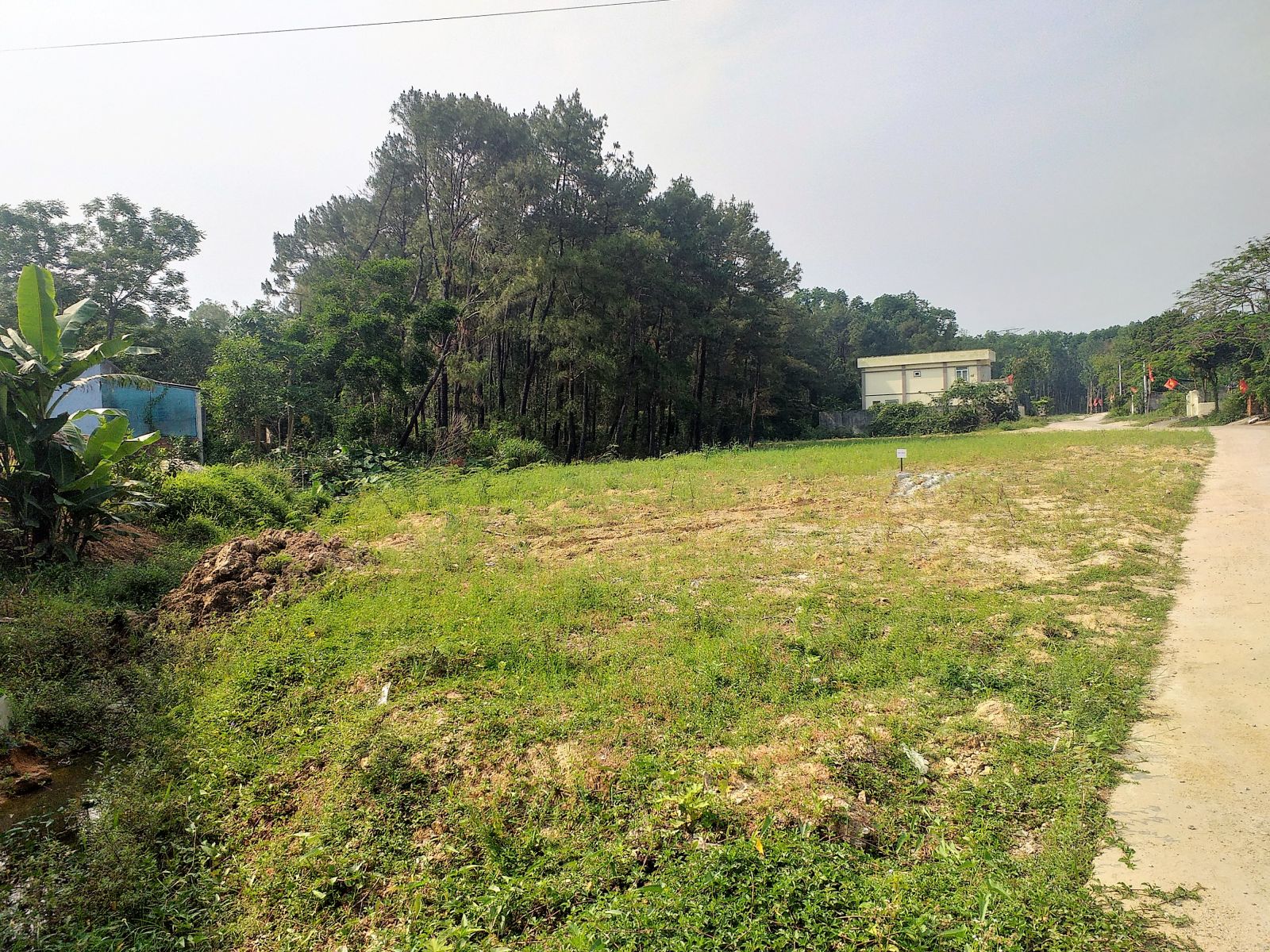Khu đất ở thôn Kim Sơn, xã Thủy Bằng, thị xã Hương Thủy 
