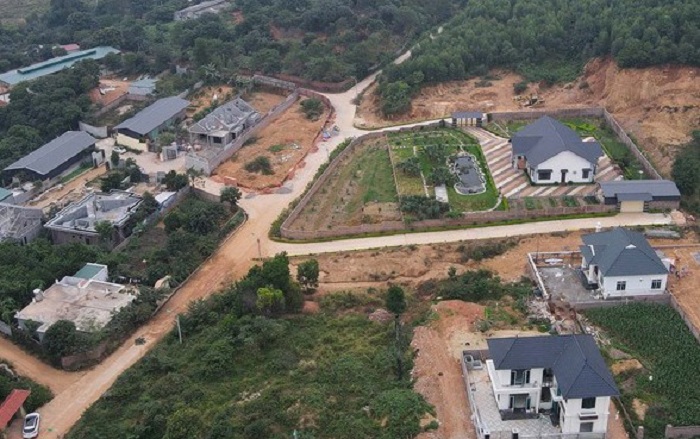 Vĩnh Phúc: Phó Thủ tướng yêu cầu xử lý dứt điểm việc xây biệt thự trên đất rừng