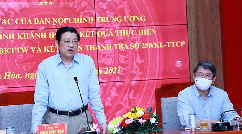 Ông Phan Đình Trạc - Trưởng Ban nội chính Trung Ương yêu cầu xử lý nhanh các sai phạm đất đai ở Khánh Hòa