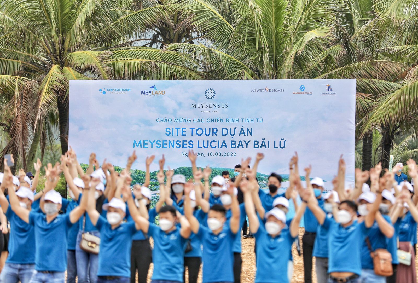 Các chiến binh tinh tú đến từ NewstarHomes, SourthernHomes và Đông Tây Land đã hội tụ tại MeySenses Lucia Bay Bãi Lữ để tham gia Site tour dự án