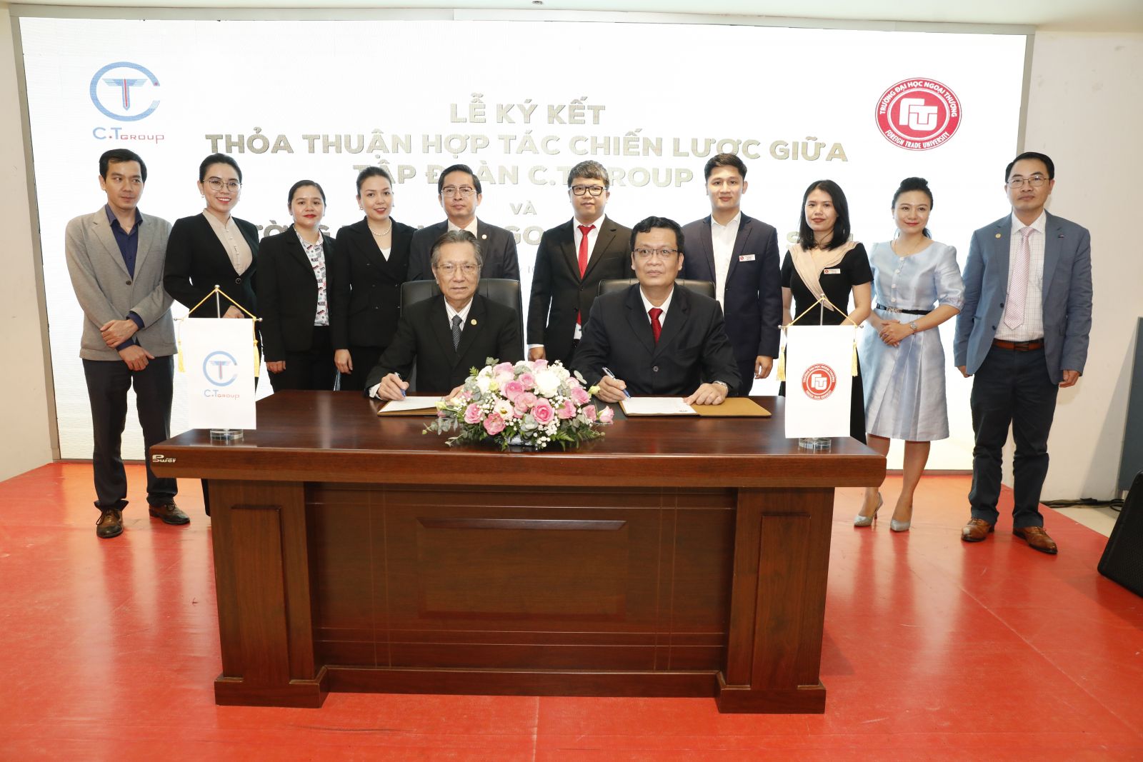 Lễ ký kết thỏa thuận hợp tác toàn diện giữa Tập đoàn C.T Group và Trường Đại học Ngoại Thương cơ sở II TP.HCM