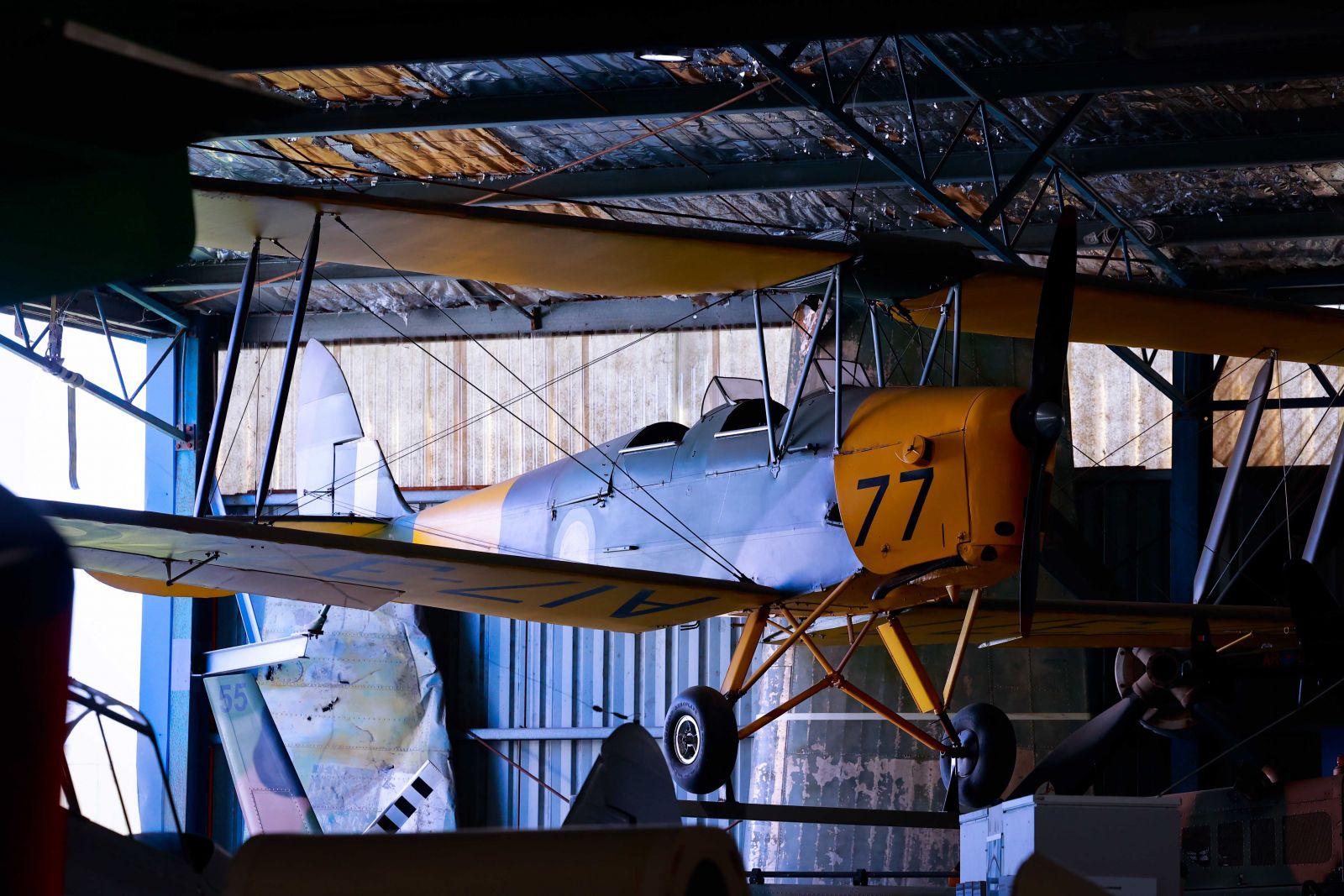 Hiện vật máy bay 2 tầng cánh trưng bày tại Bảo tàng.